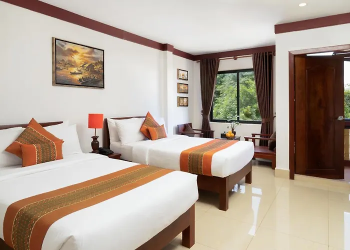 Hotel Khemara Sovannphum 5*